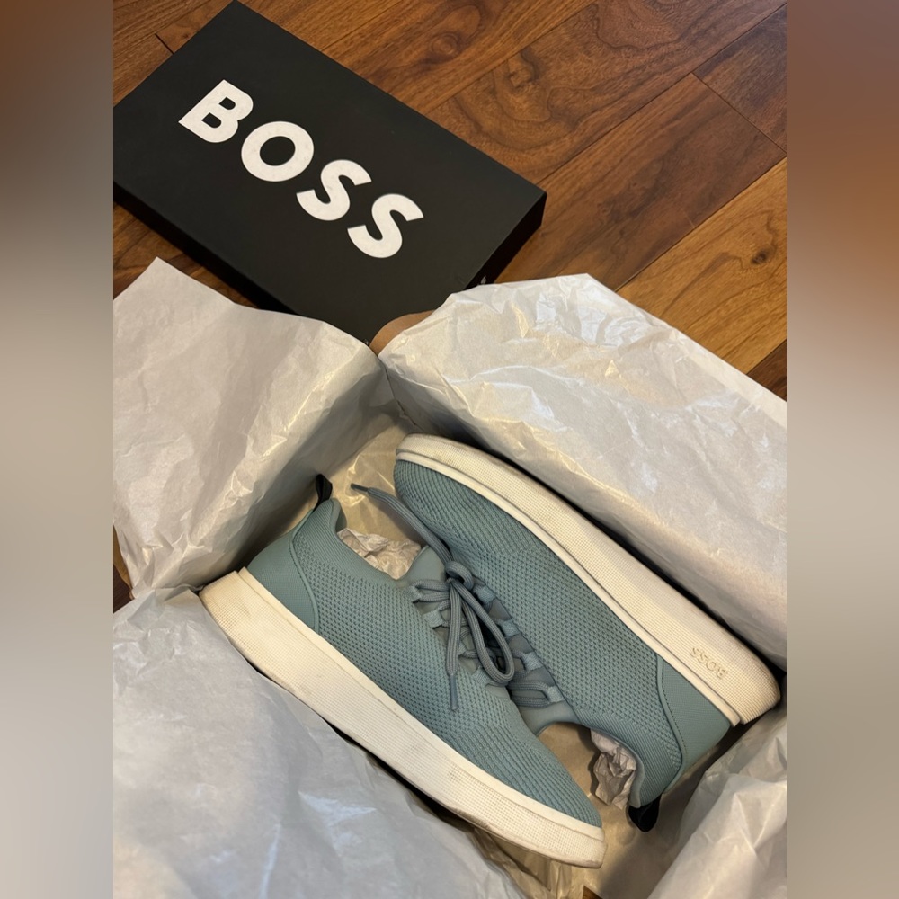 Boss Bulton_Runn_kn sneakers.  Worn twice. Excellent condition!